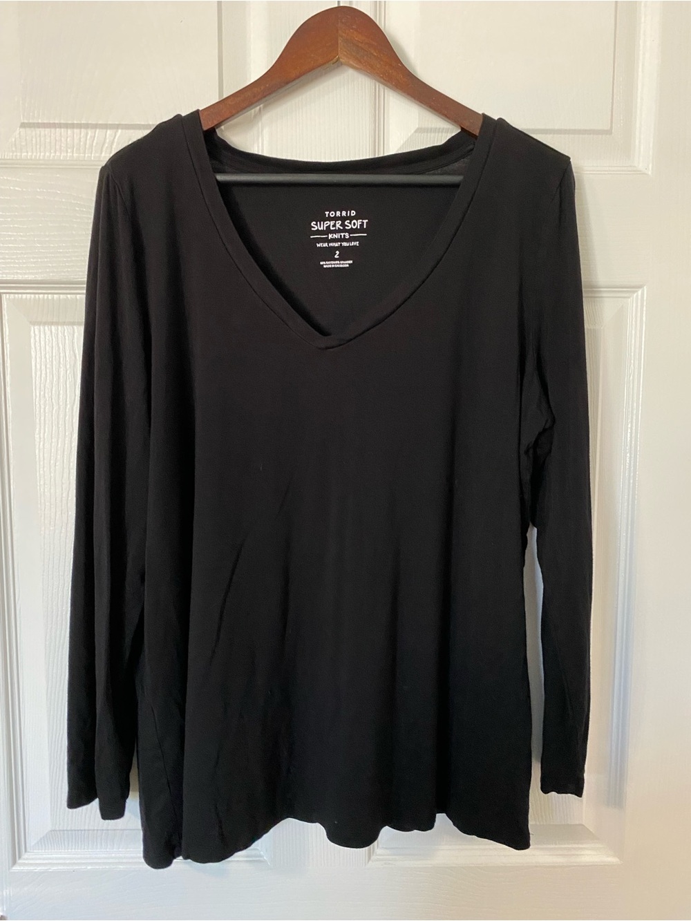 Torrid Super Soft Black Long-Sleeve T-Shirt, Size 2